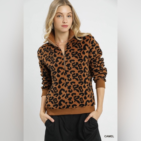 Umgee Leopard Print Quarter-Zip Sweatshirt - Picture 1 of 6